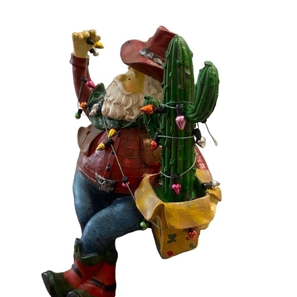 Cowboy, Southwest Christmas, Santa cactus shelf sitter - Picture 4 of 5